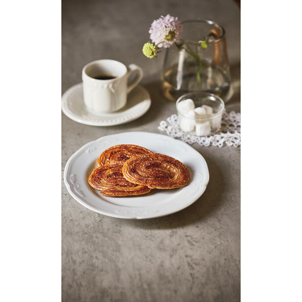 ザ・スウィーツ キャラメルバターパイ（１４枚） ＳＣＢＰ２０【ギフト包装済】手土産 お返し お中元 お歳暮 内祝い お祝い 回忌法要 法事 贈り物 プレゼント